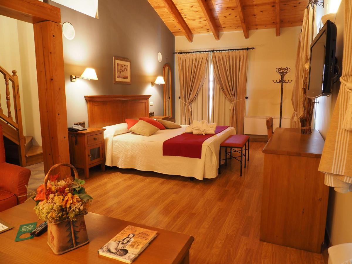 Hotel & Spa Pena Montanesa Ainsa Exterior photo