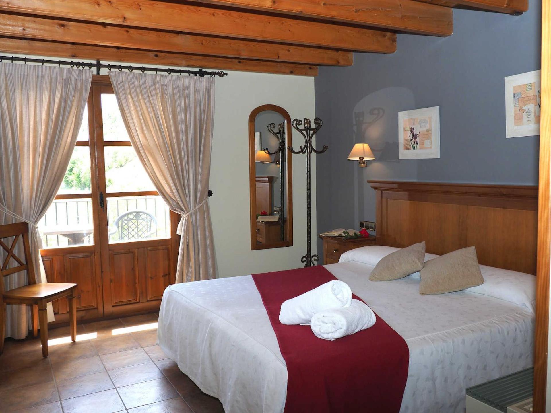Hotel & Spa Pena Montanesa Ainsa Exterior photo
